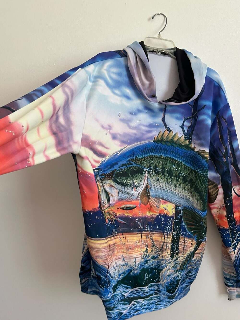 Bass Fishing Graphic Print Pullover Hoodie